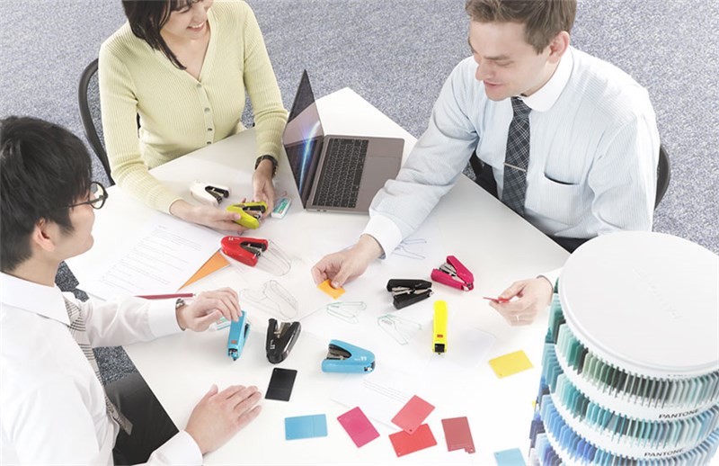 Những siêu phẩm dập ghim đến từ thương hiệu MAX