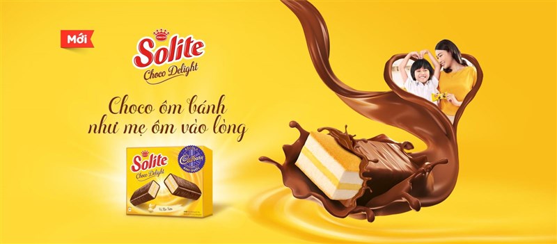 So sánh bánh bông lan tầng phủ socola vị dâu và vị bơ sữa Solite loại nào ngon hơn?