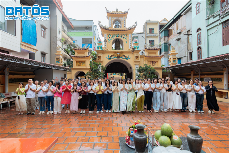 Hành trình tâm linh đầy ý nghĩa của tập thể Batos tại chùa Long Tiên