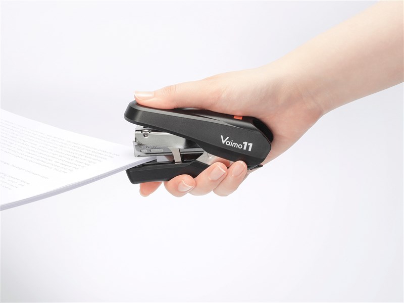 Máy dập ghim, đinh ghim loại nào "trị" được xấp tài liệu dày?