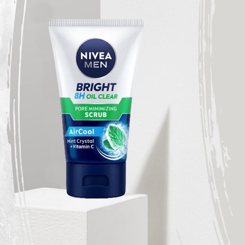 Sữa Rửa Mặt NIVEA MEN Bright Oil Clear Bọt Mịn Kiểm Soát Nhờn | Sạch Sâu (100 g) - 88869