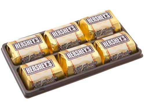  Socola sữa hạnh nhân Hershey's Nuggets gói 56g Mã 100765183