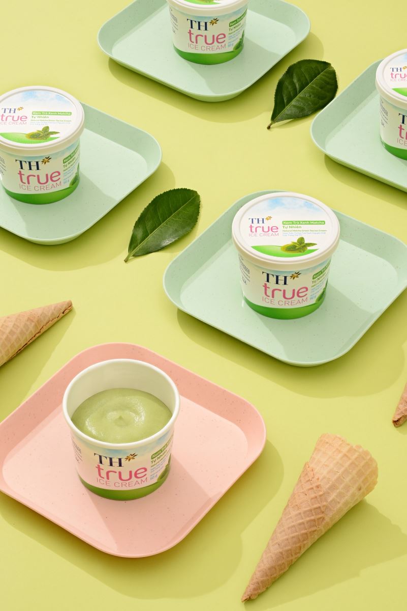 Giải nhiệt mùa hè với kem TH True Ice Cream