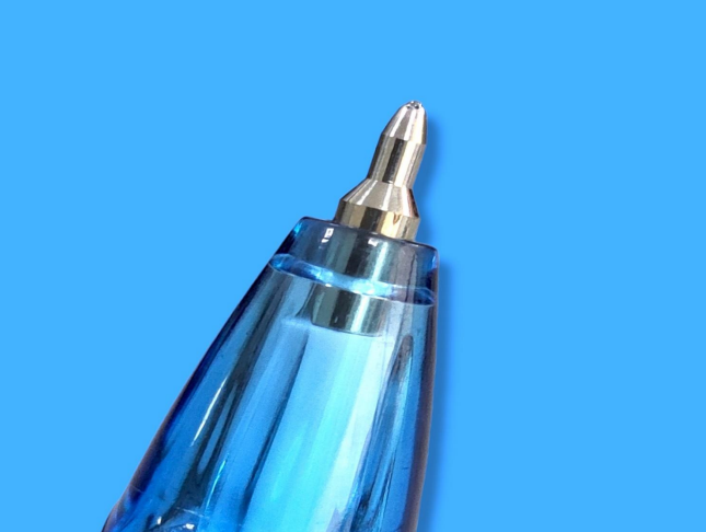Tại sao bút bi Semigel Ink Leaderart Unid được sử dụng phổ biến