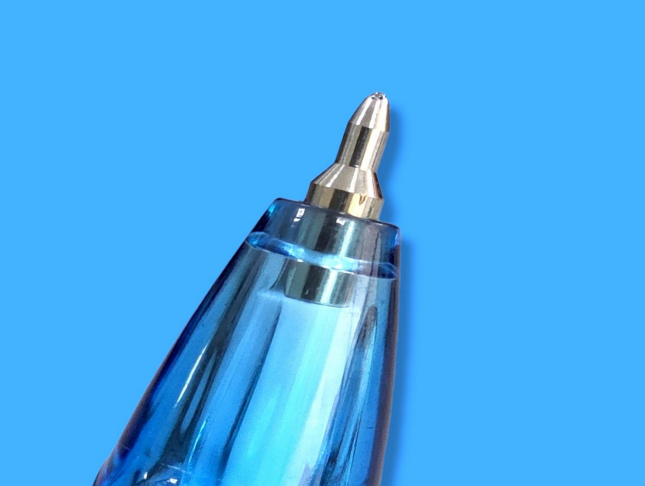Các loại bút bi viết chữ đẹp chất lượng tốt với mức giá hợp lý