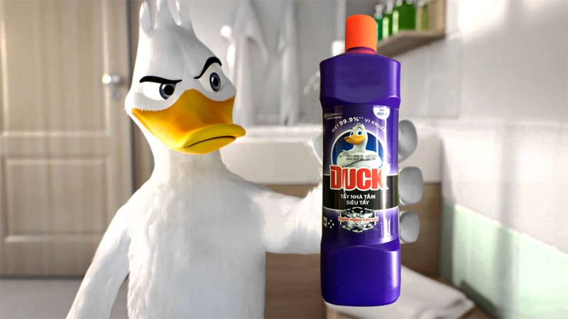 Đánh bay vi khuẩn và mùi hôi khó chịu trong nhà tắm bằng nước tẩy nhà tắm Duck
